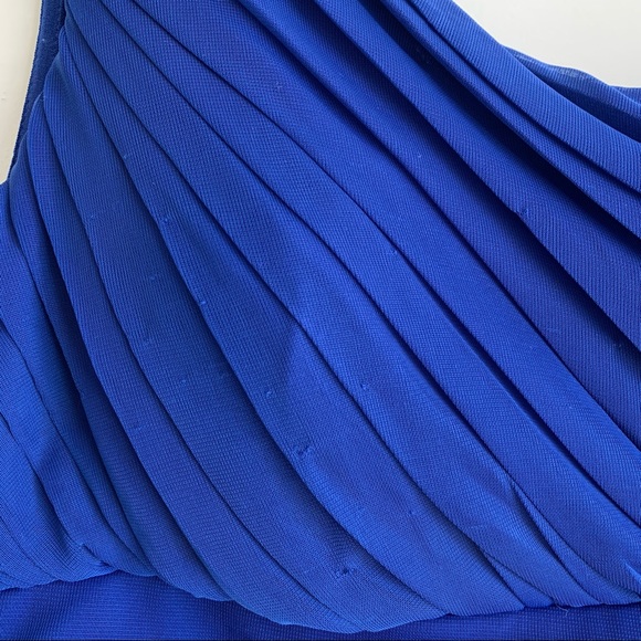 Formal High Low, One Shoulder Dress - Picture 10 of 14